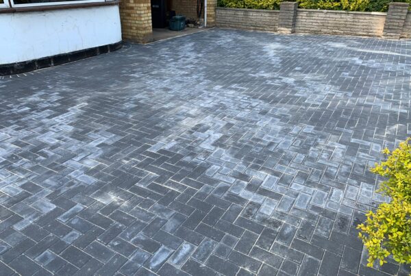 new bloxk paving driveway installed hertfordshire