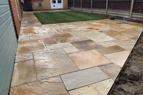 sandstone paving contractors hitchin