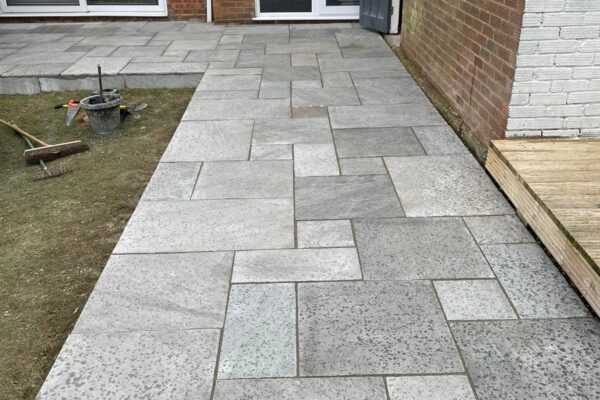 patio laying in luton