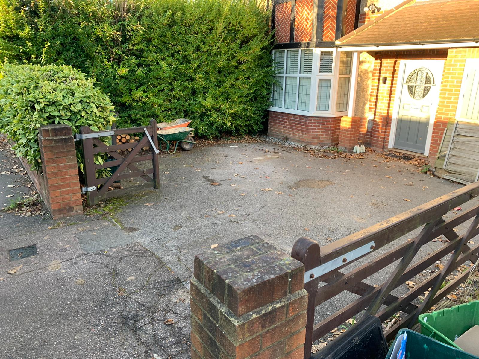 driveway and hedge to be replaced