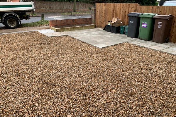 new gravel driveway in st albans, hertfordshire