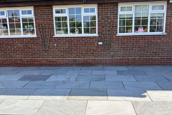SANDSTONE PATIO HOW WOOD ST ALBANS