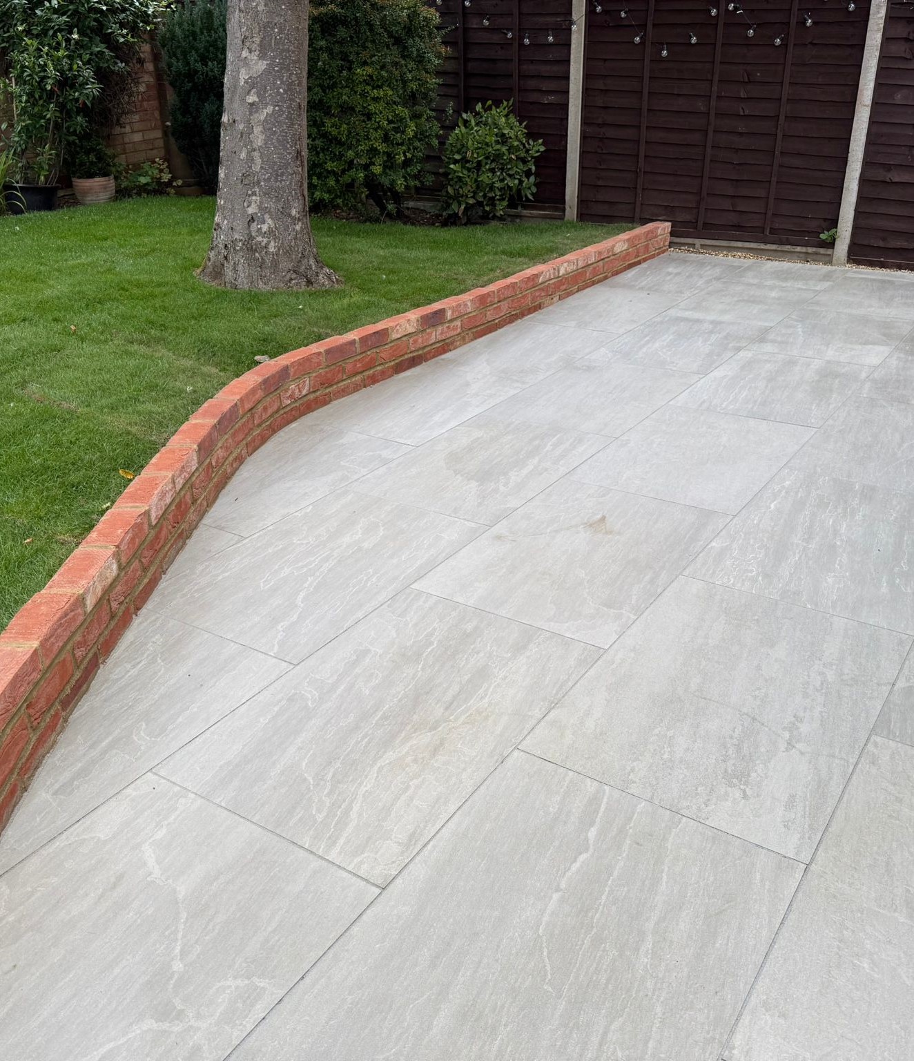 Porcelain Patio Pitstone Close, Jersey Farm, St Albans AFTER