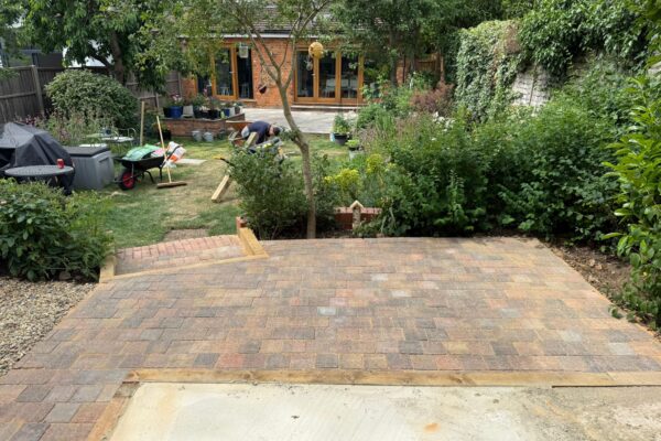 Teula Paving Patio & Path – Crouch Hill Lane, Redbourn